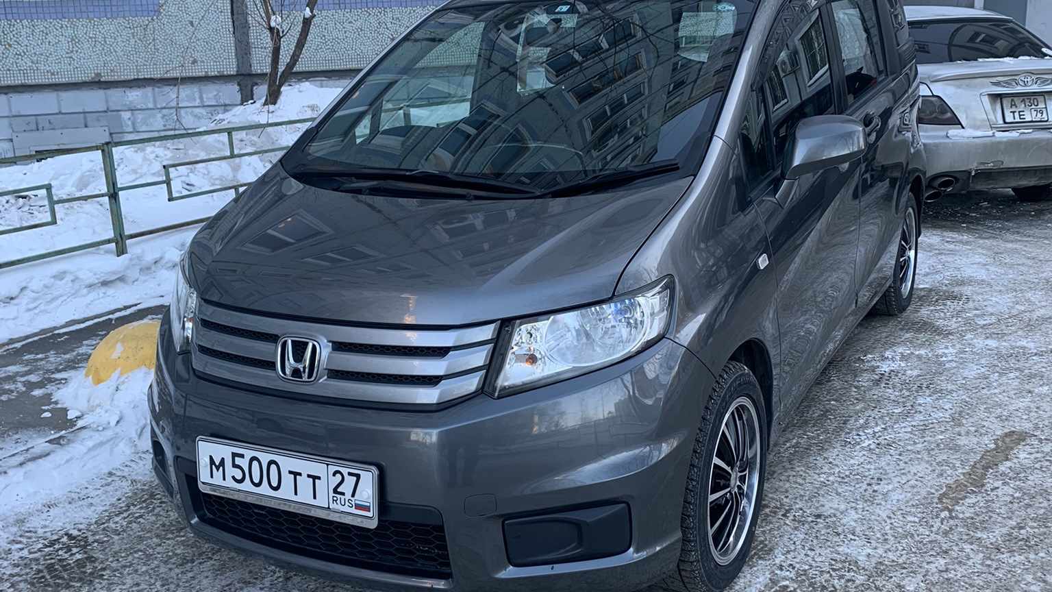 Honda freed Spike 11. Honda freed Spike номер цвета. Honda freed Spike интерьер.