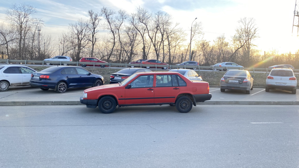 Volvo 940 2.0 бензиновый 1991 | Шкаф из икеи на DRIVE2