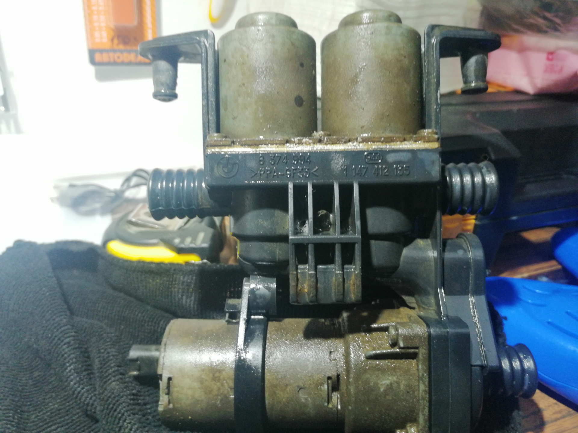 15/42 — Auxiliary water pump — BMW 5 series (E39), 2,8 л, 1998 года