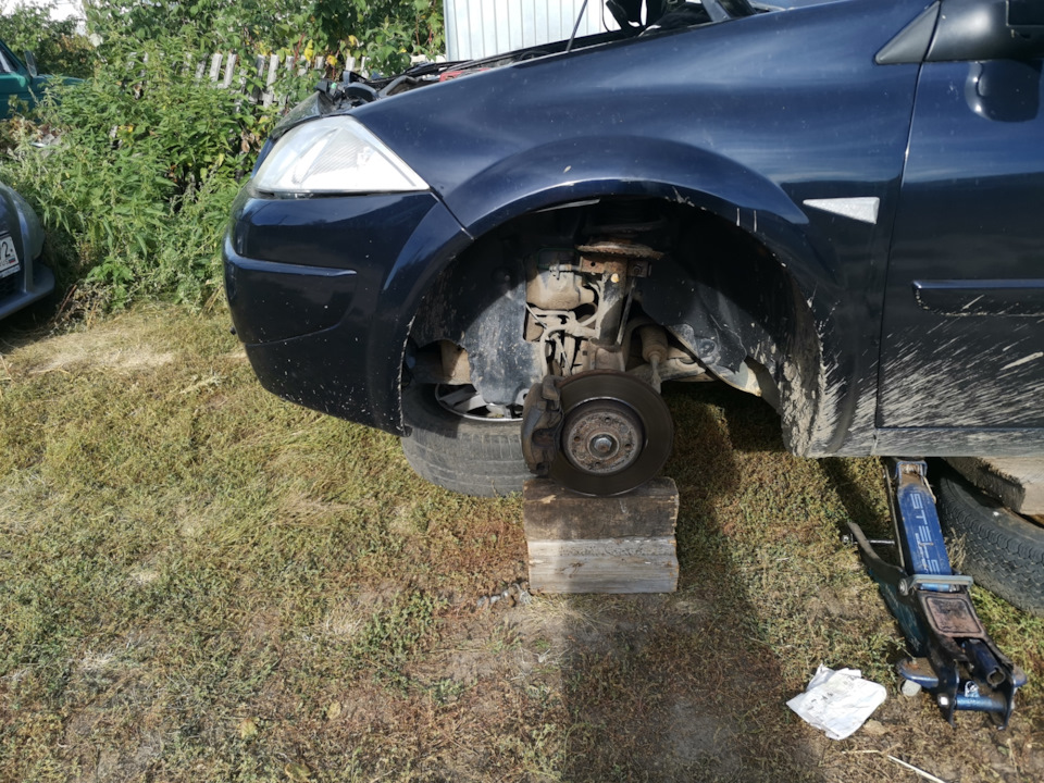 Заменил опору стойки. — Renault Megane II, 1,5 л, 2008 года | запчасти ...