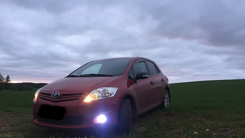 Toyota Auris (1G) 1.6 бензиновый 2010 | на DRIVE2