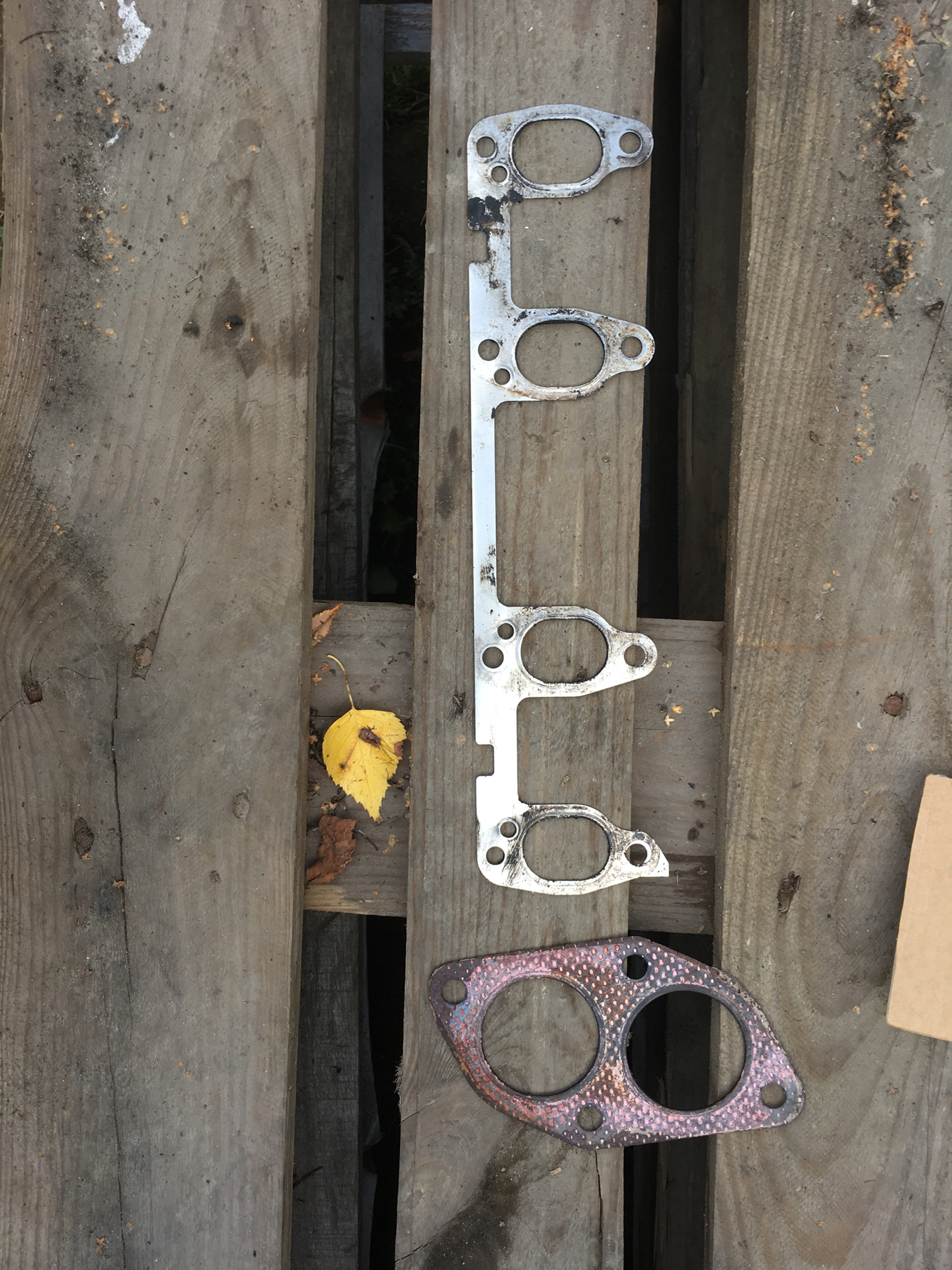 Переварка гофры. Попутно меняем прокладку выпускного коллектора. — Audi ...