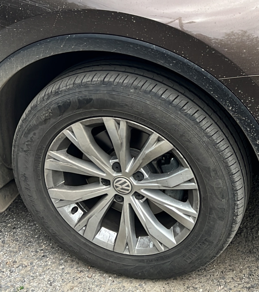 Шины летние Pirelli 215/65 R17, литые диски VAG 7Jx17 ET40 5x112 на Skoda  Karoq, Skoda Kodiaq, Volkswagen Tiguan (2G). Б/у | 60 000 ₽ в городе  Челябинск | DRIVE2