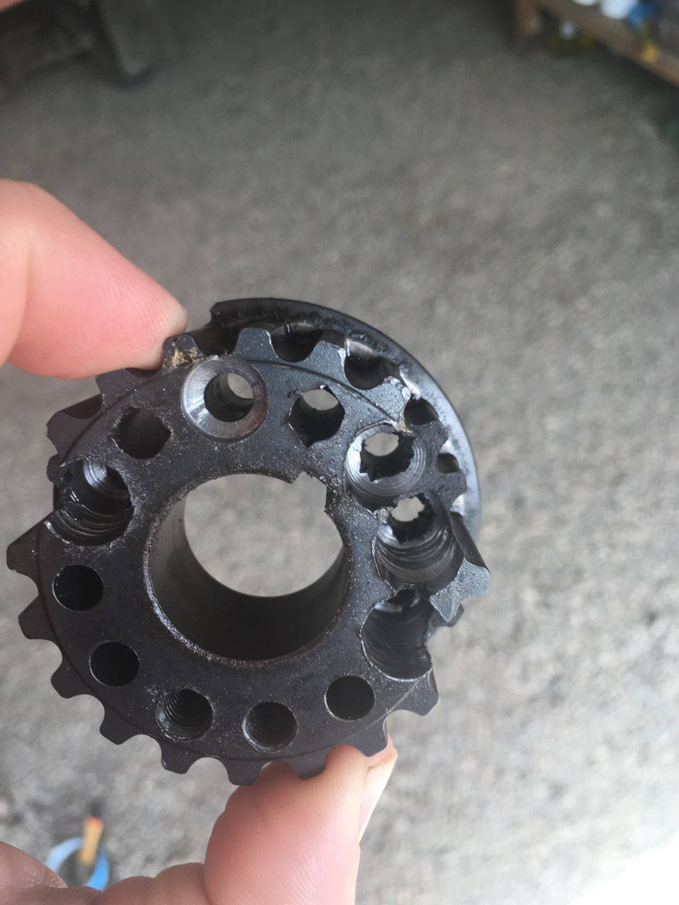 2TeaaPfmR boBxxPerxhkUrASIk 960 Как открутить шкив коленвала хендай акцент