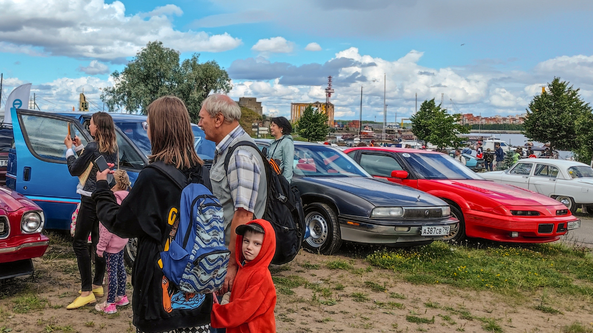 Фестиваль в кронштадте. Фортуна 2022 Кронштадт. Ретро фестиваль Фортуна 2022. Фестиваль Фортуна. Фото машины в Кронштадте.