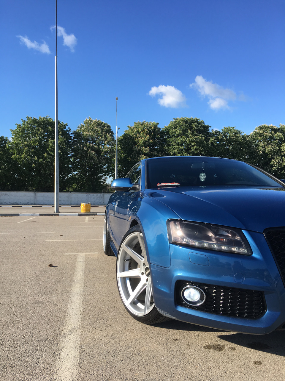 Audi A5 B8 Blue Rohana RC7