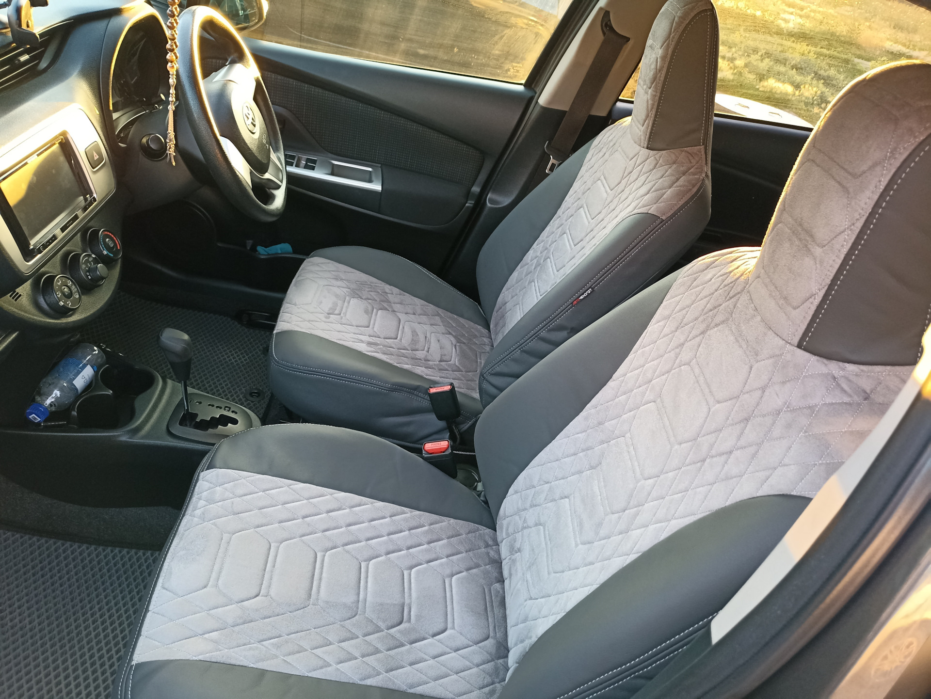 Улучшаем комфорт — купил чехлы на Toyota Vitz с 2010-2020 KSP130 ...