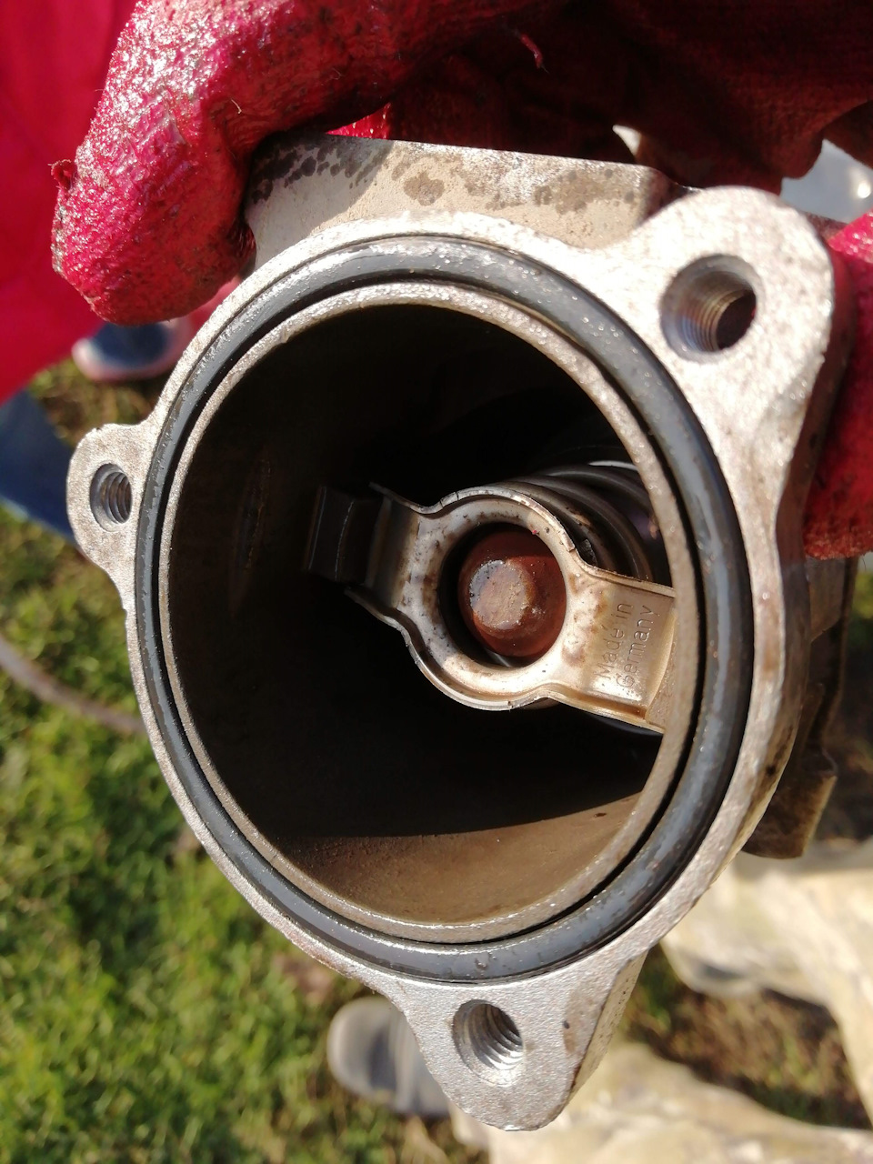 Прочистка радиатора отопителя, замена расширительного бачка. — Lada ...