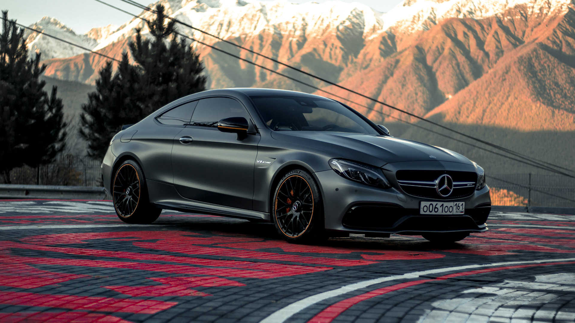 Mercedes c63s AMG drive2