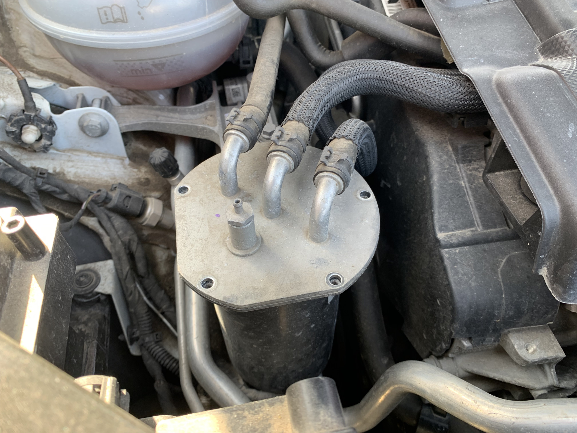 Замена топливного фильтра 2,0TDI — Volkswagen Tiguan (2G), 2 л, 2020 ...