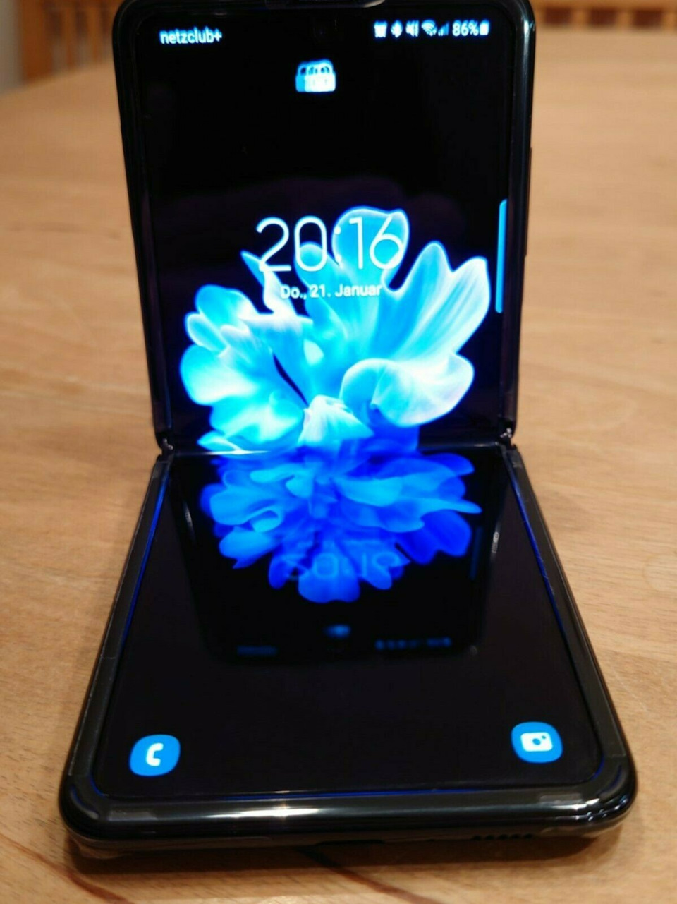 Samsung F700F Galaxy Z Flip а надо ли — Сообщество «Android» на DRIVE2