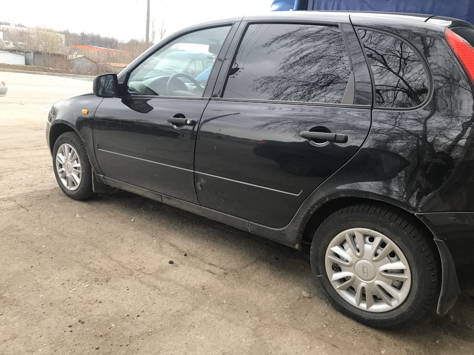 Затонировал передние боковые стекла — Lada Калина хэтчбек, 1,6 л, 2011 ...