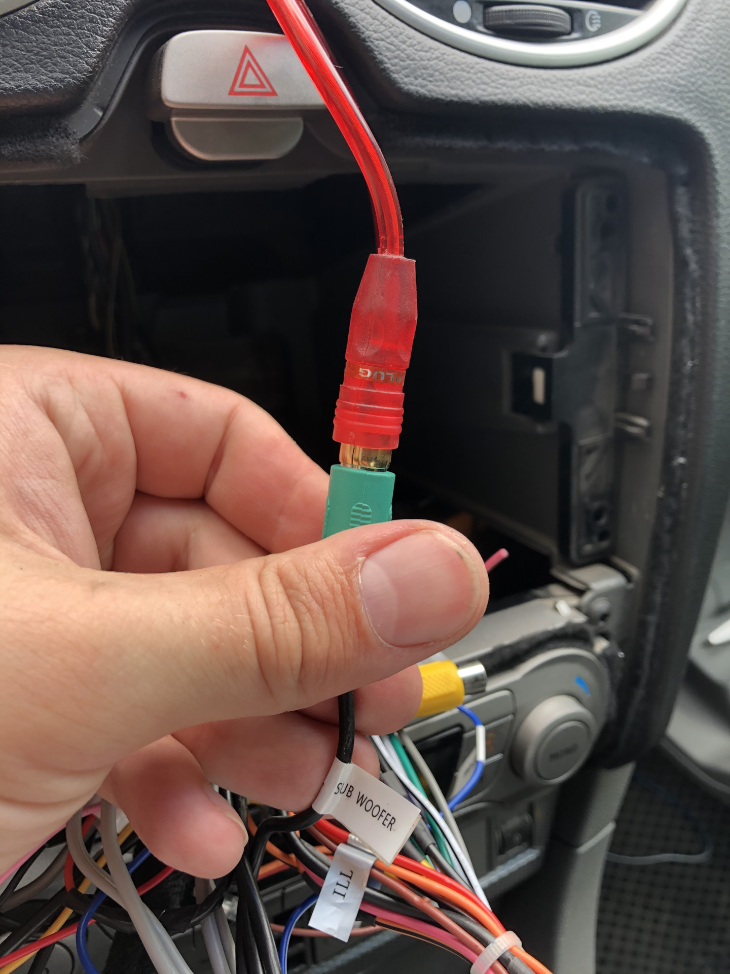 Магнитола rsa. Магнитола rsa. Магнитола rsa. Магнитола teyes cc2l. Тюльпаны рса для магнитолы.