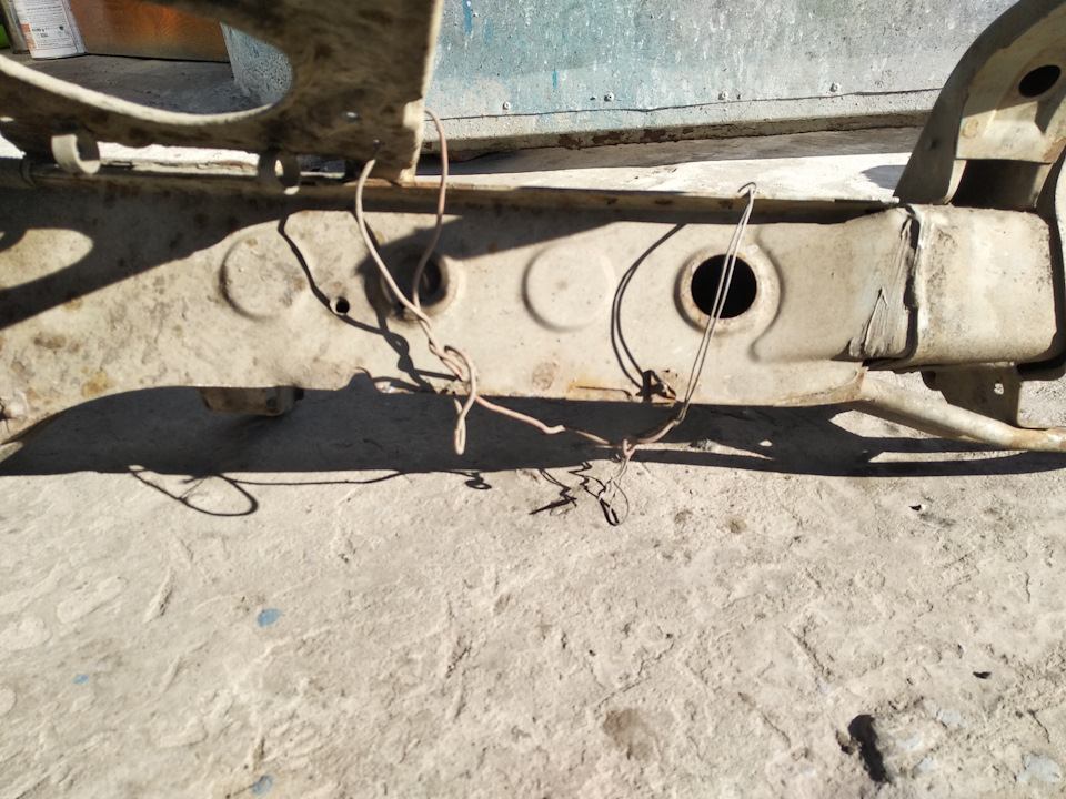 Фото в бортжурнале Audi 100 (C3)