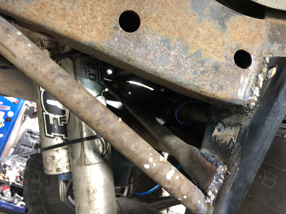 Фото в бортжурнале Mitsubishi L200 (4G)