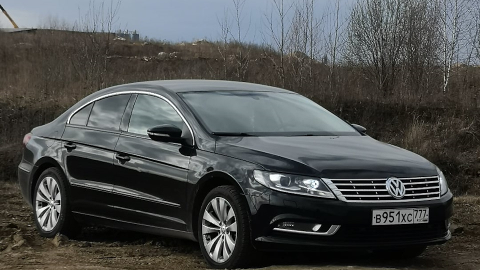 Volkswagen Passat CC Чёрный металлик
