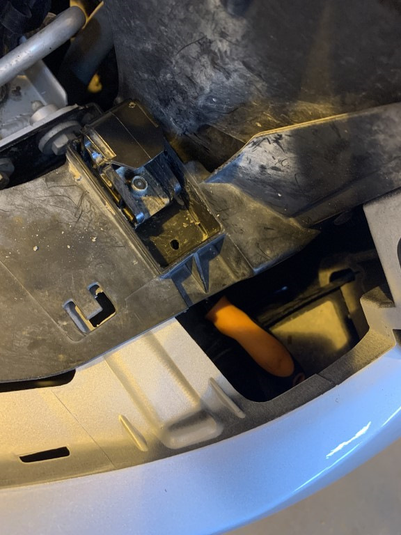 71. Покраска бамперов, регулировка зазора фар по высоте — Volkswagen ...