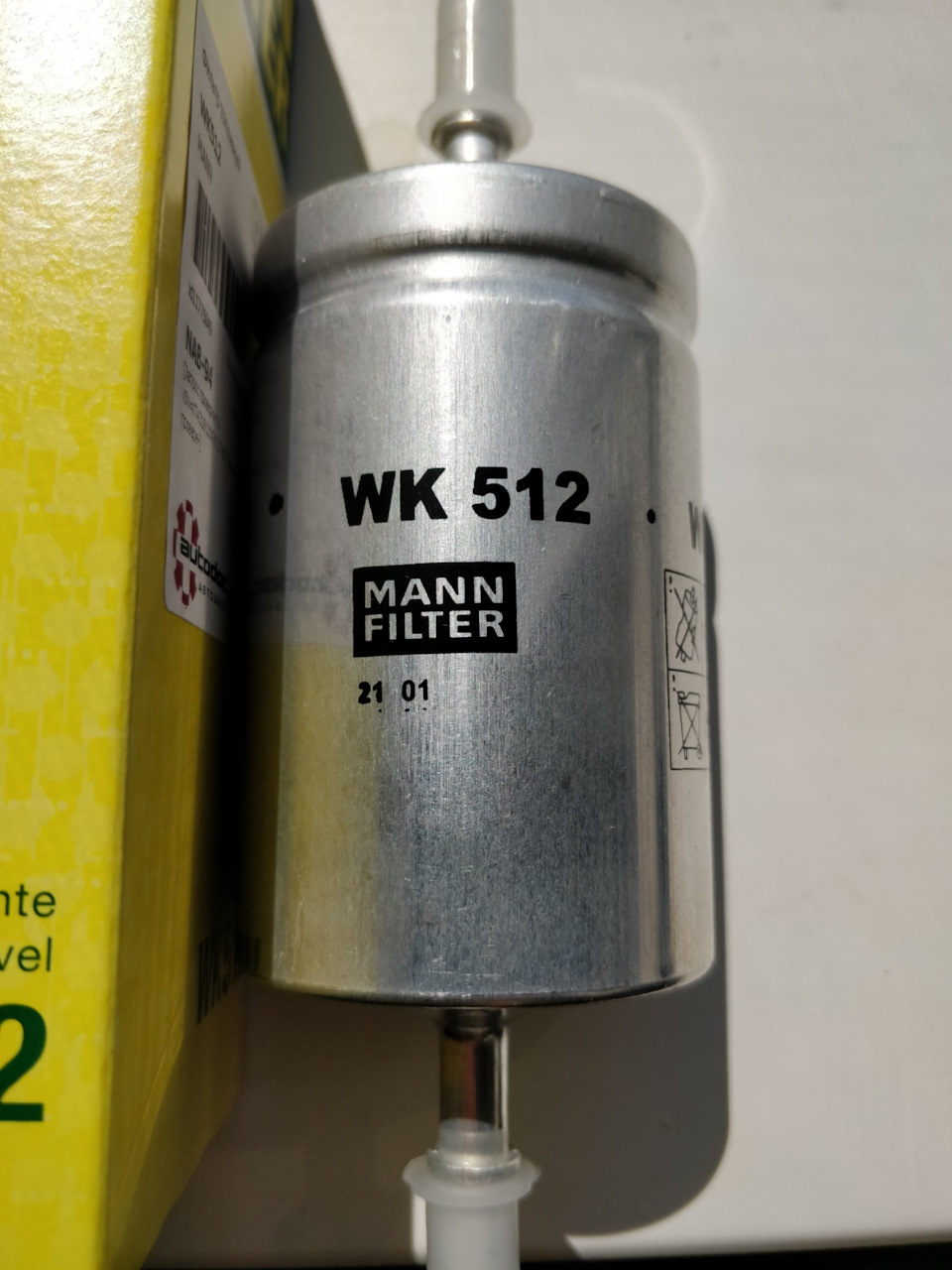 На каком пробеге меняют топливный фильтр. Wk512.