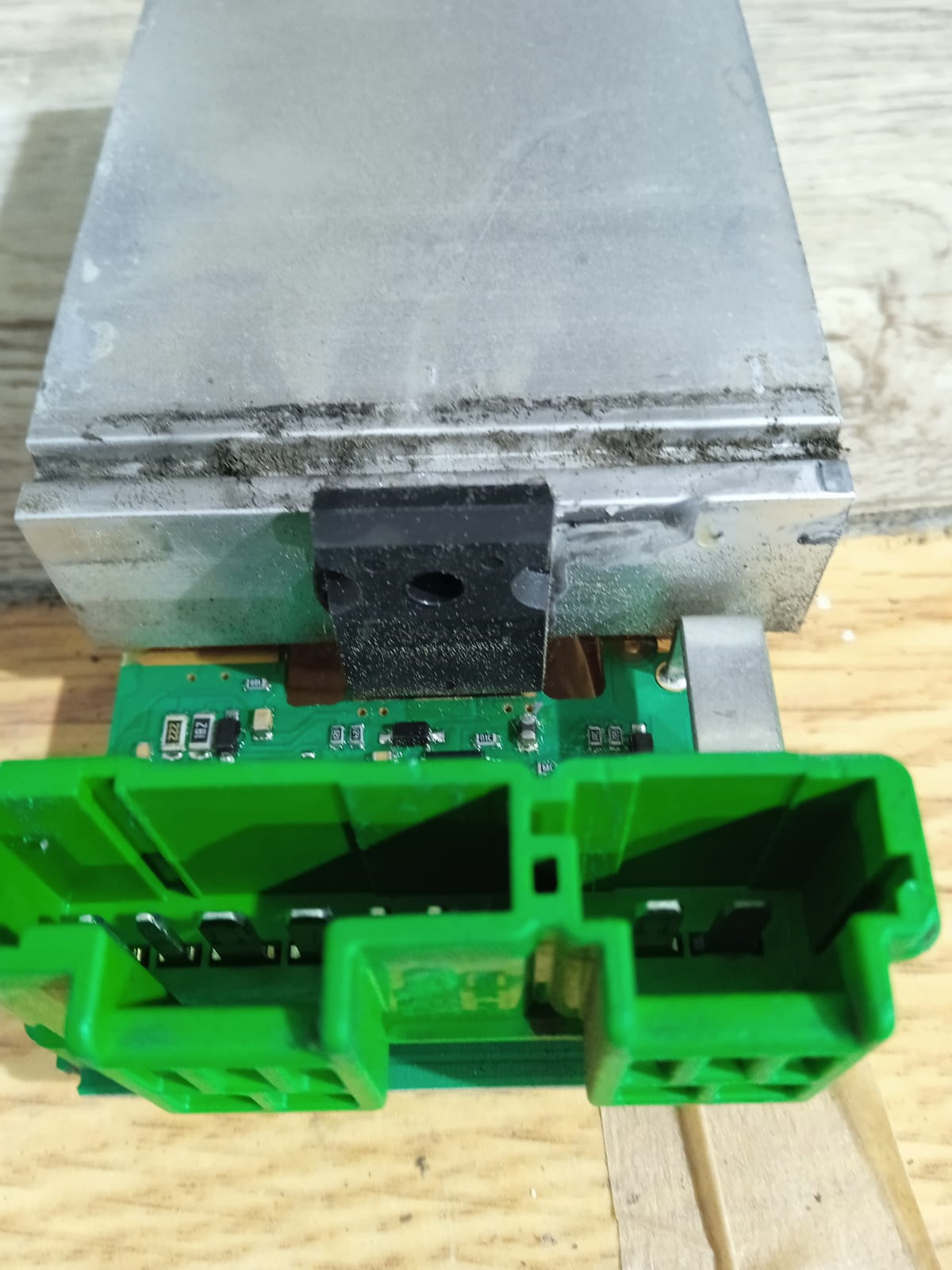 Ремонт резистора печки. Замена транзистора. — Nissan Bluebird Sylphy ...