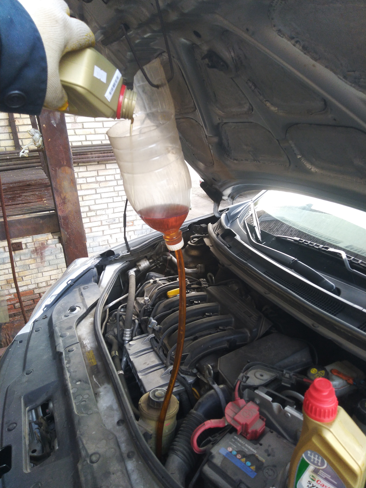 Замена трансмиссионного масла в коробке мкпп. — Nissan Almera V (G11/15 ...