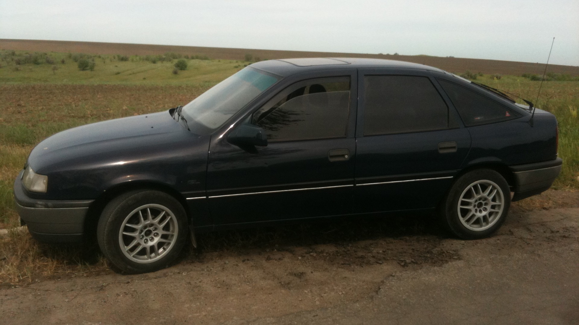 Opel Vectra A 1.6 бензиновый 1989 | 1,6 - OVAщь на •O.Z.• на DRIVE2