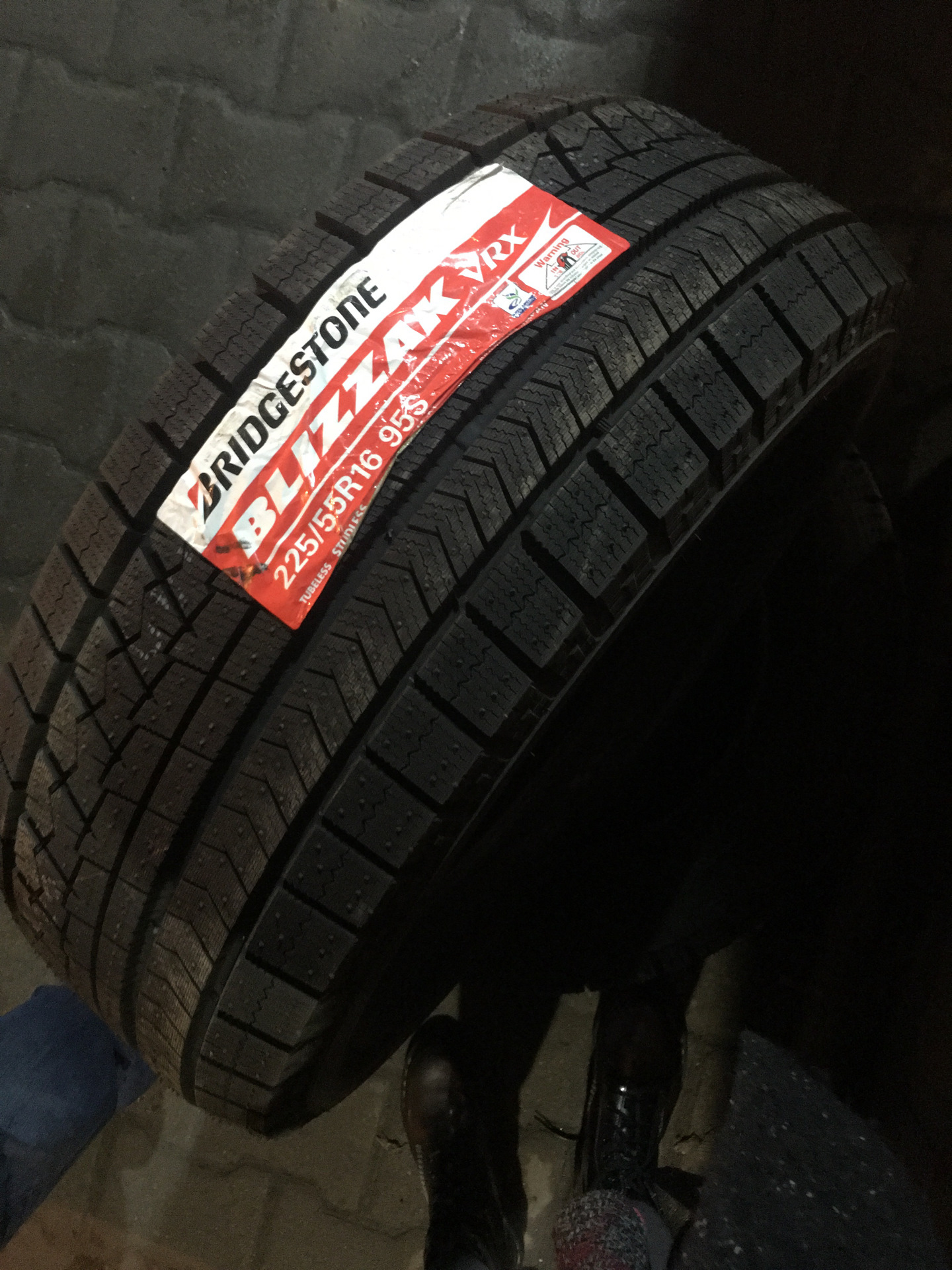 Резина bridgestone blizzak vrx — BMW 5 series (E39), 2 л., 2001 года ...