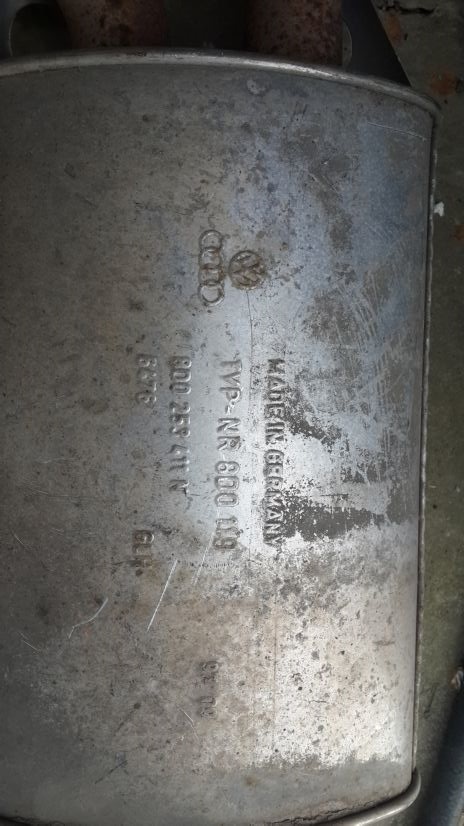 Замена среднего и крайнего глушителей. Сварка выпускного коллектора ...