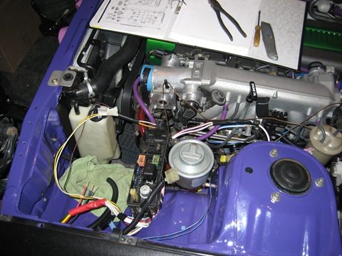Splicing the wiring  - Toyota Cresta 25 L 1984