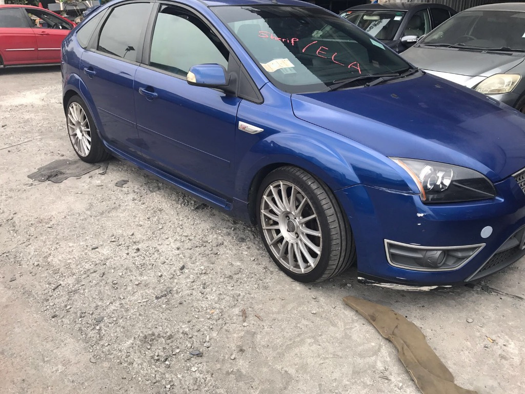 Разобрать форд фокус 2. Focus St 2007. Ford Focus St 2007 2.5. Ford St 2007. Разбор Форд фокус 3 Рестайлинг.