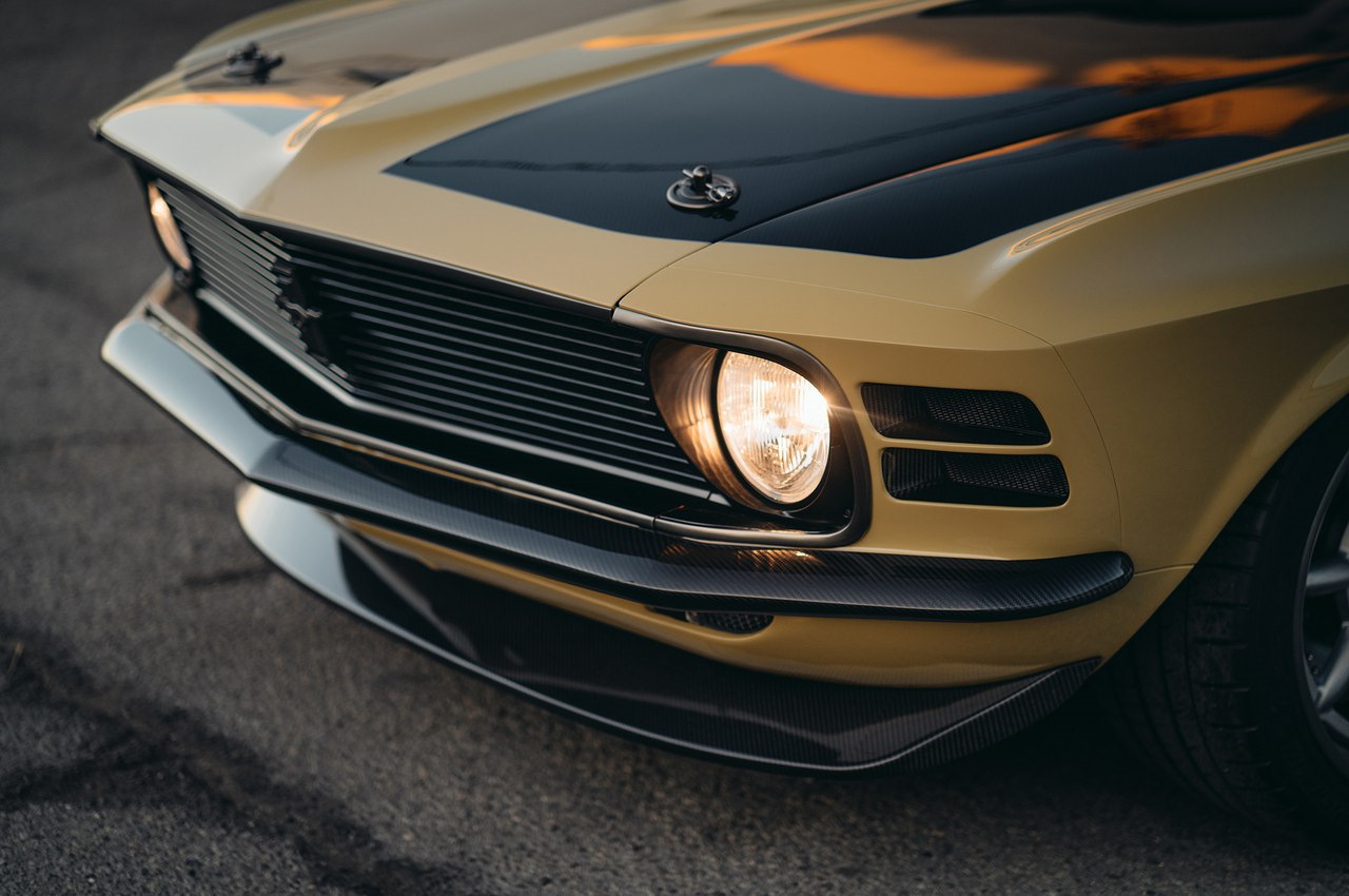 Ford Mustang Boss 302 1970 перед