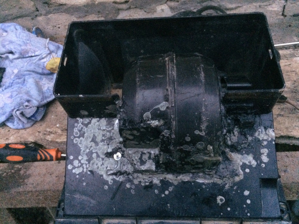 Установка моторчика печки 2108 в ниву — Lada 4x4 3D, 1,7 л, 2007 года ...