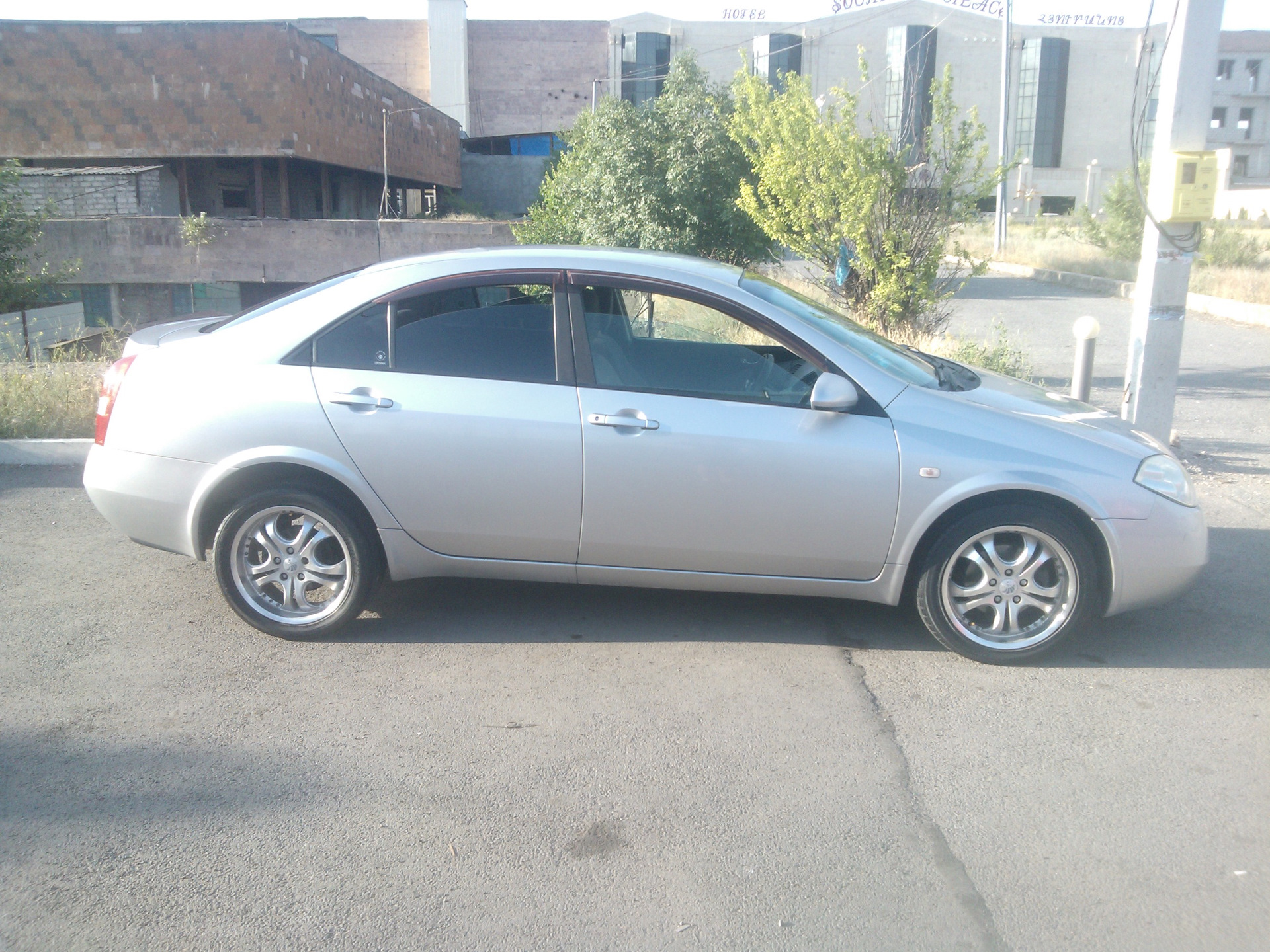 Nissan p12 диски r18. Какие диски на ниссан примера. Nissan primera р12 диски. Какие диски на ниссан примера. Primera p12 r17.