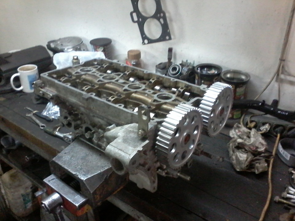 фото как встал вакуум от шкоды и 124 мотор — Lada 21093i, 1,6 л, 2002 ...