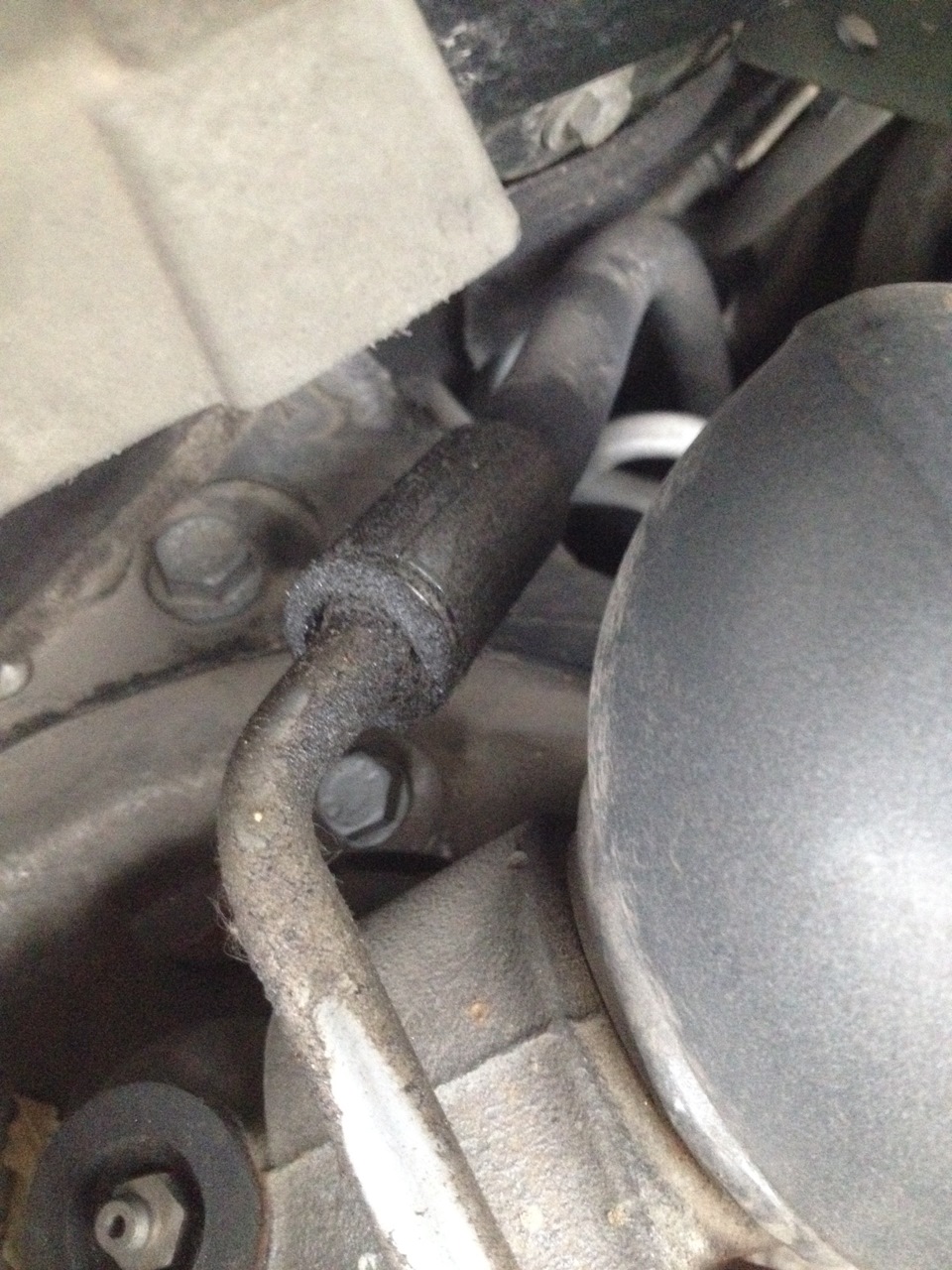 Опять проблемы — потекла стойка. — Citroen C5 (2G), 2 л, 2011 года ...