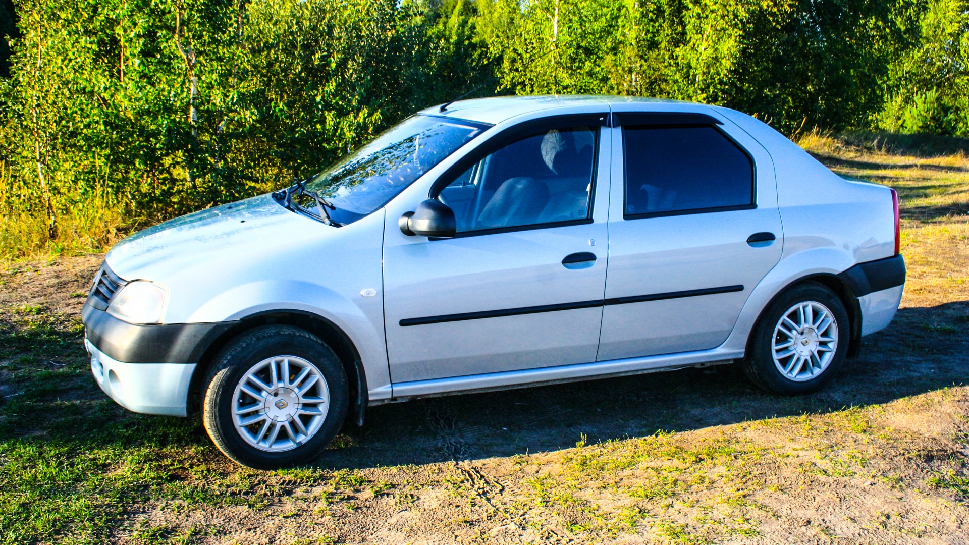 Renault Logan (1G) 1.6 бензиновый 2006 | Gray Bryansk на DRIVE2