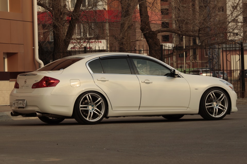 Vossen cv5 Ниссан Скайлайн 35