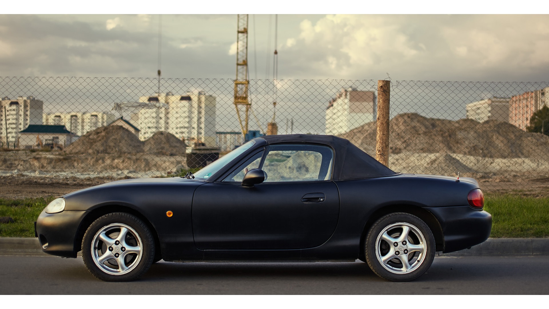 Mazda MX-5/Miata (NB) 1.8 бензиновый 2001 | Ночная фурия на DRIVE2