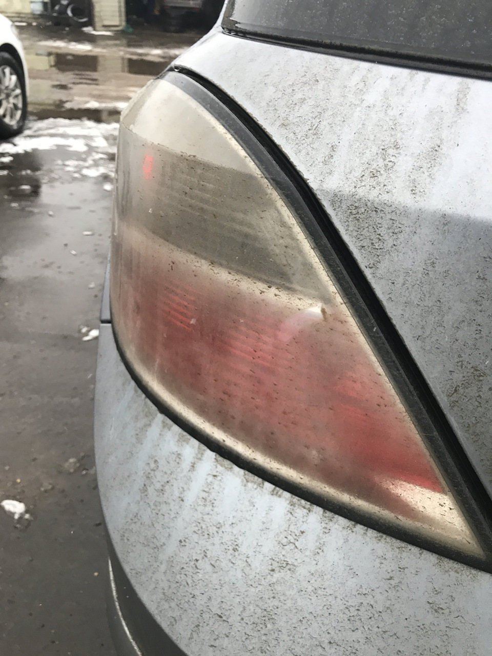 Потеет задний фонарь — Opel Astra H, 1,8 л, 2007 года | наблюдение | DRIVE2