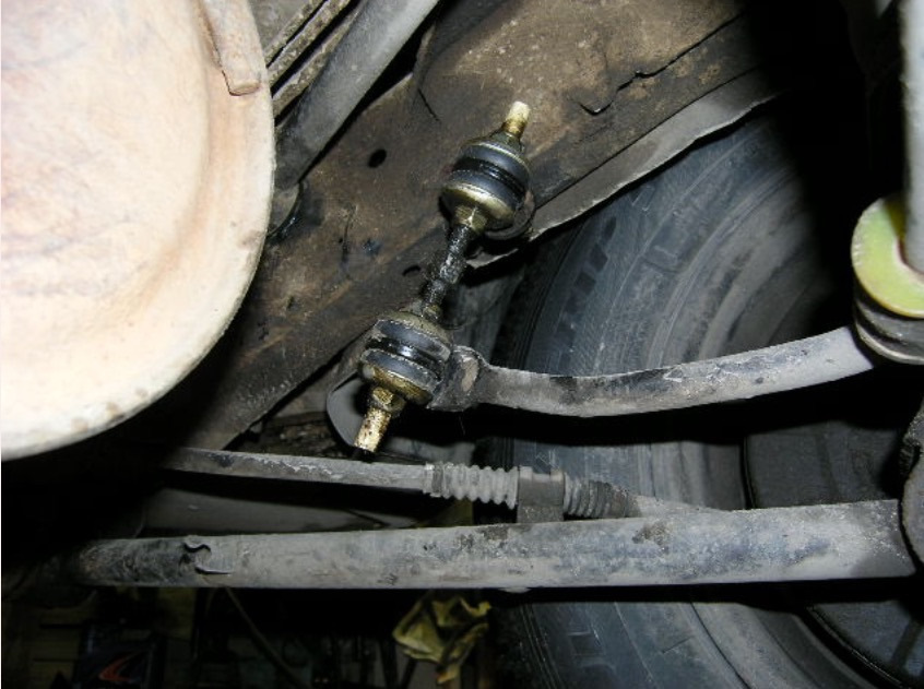 Стойка стабилизатора поперечной устойчивости ланос. 5. Как правильно поставить стойку стабилизатора. Стойки стабилизатора шевроле ланос. Как правильно поставить стойку стабилизатора.