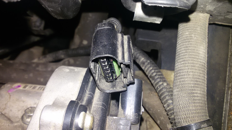 Лечение разъема дроссельной заслонки — Ford Focus II Sedan, 1,8 л, 2008 ...