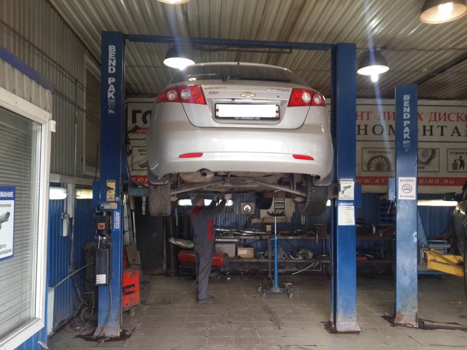 Замена гофры на глушителе — Chevrolet Lacetti 5D, 1,6 л, 2007 года ...