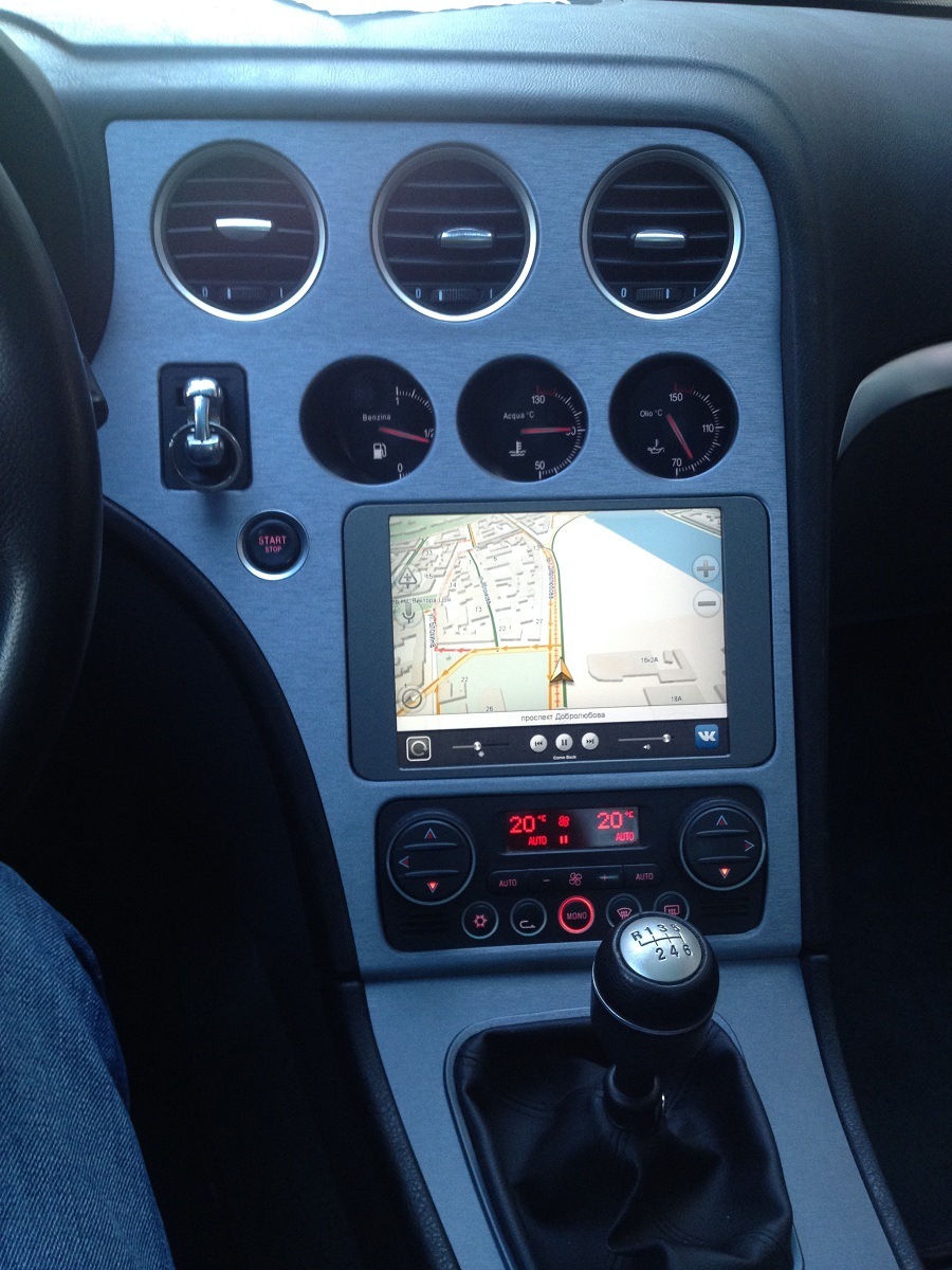 Ipad mini вместо NAVI — Alfa Romeo Brera, 2,2 л, 2006 года | тюнинг | DRIVE2