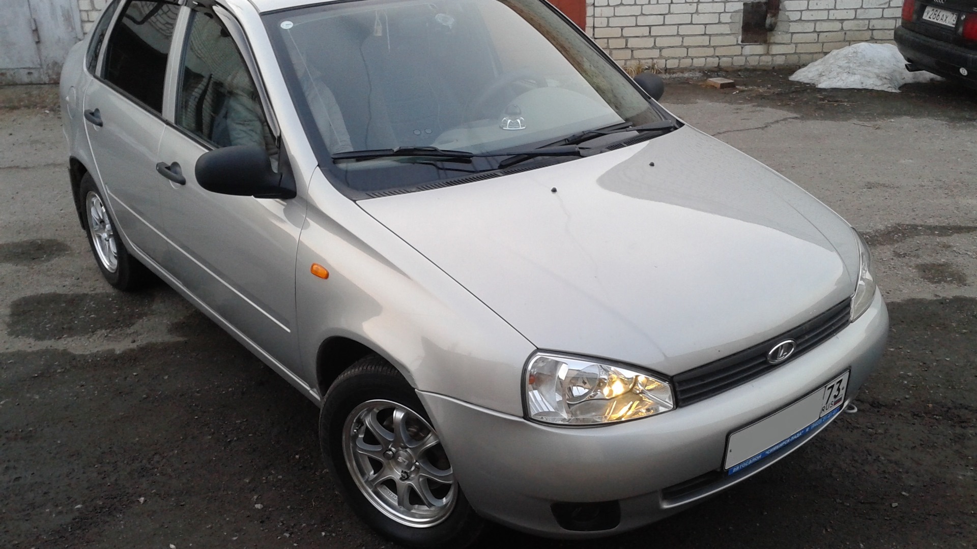 Lada Калина седан 1.6 бензиновый 2008 | цвета Рислинг 610 на DRIVE2