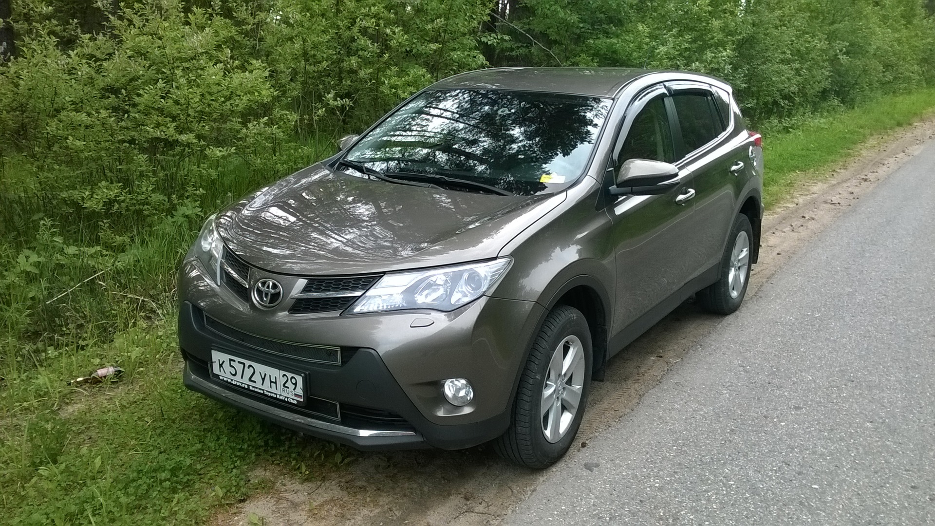 Авито казань рав 4. Тойота рав 4 бронзовый. Toyota rav4 бронза. Тойота рав 4 2013. Тойота рав 4 серый.