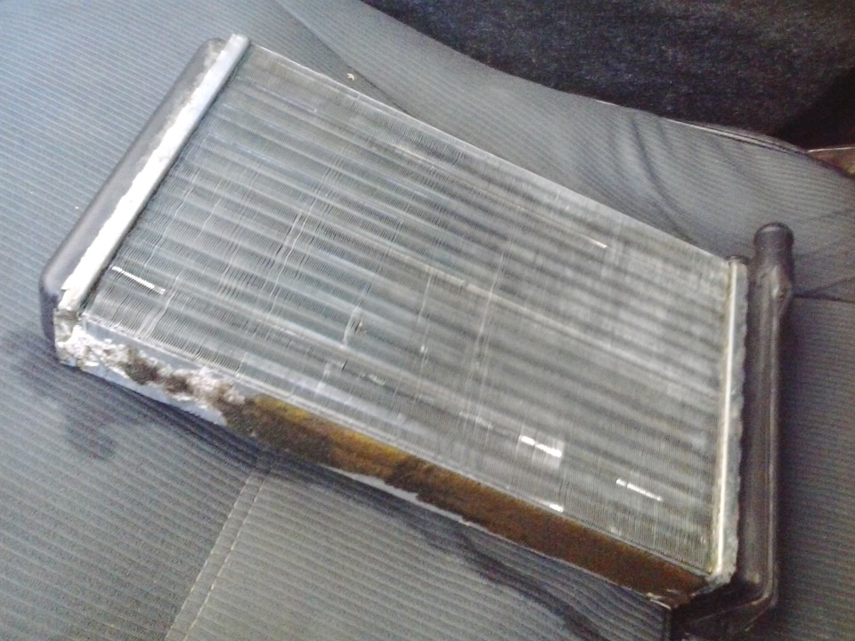 Тонер, мафон, устранение течи тосола, тросик сцепления, плафон салона ...