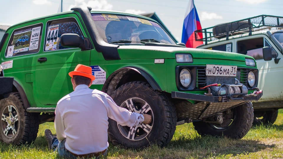 нива зеленый раптор