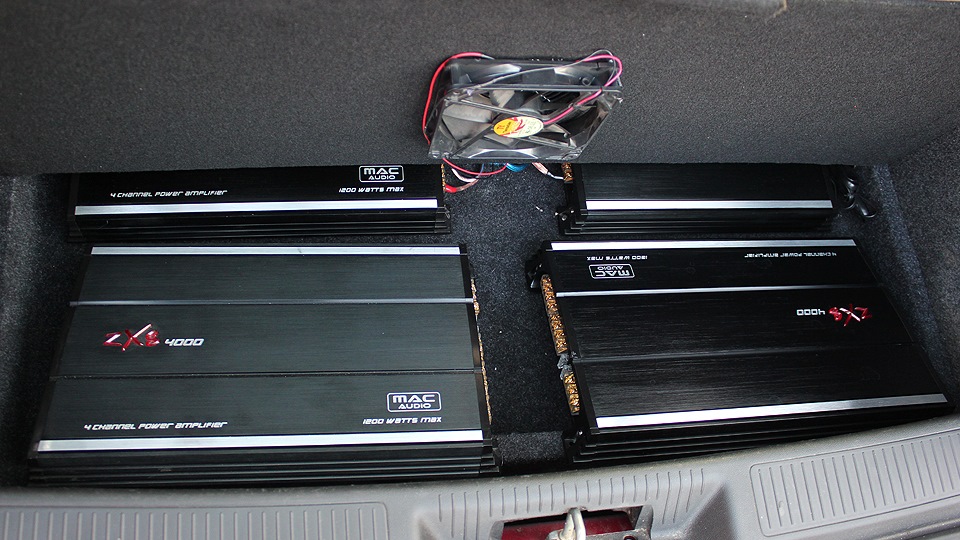 УСТАНОВКА УСИЛИТЕЛЯ MAC AUDIO В ПОЛКУ Ч.2 — FIAT Grande Punto, 1,4 л ...