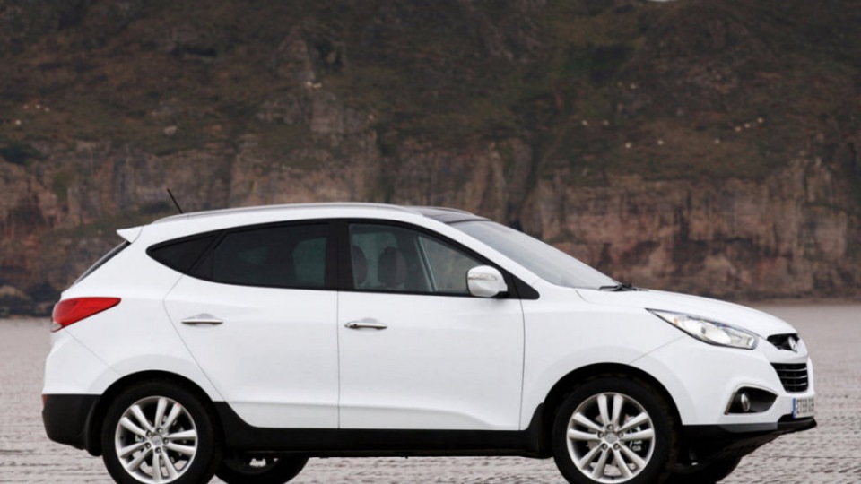 35 фото про сайт официальный Hyundai ix35 2.0 бензиновый 2013 2 .0 МТ 2WD Classik на DRIVE2