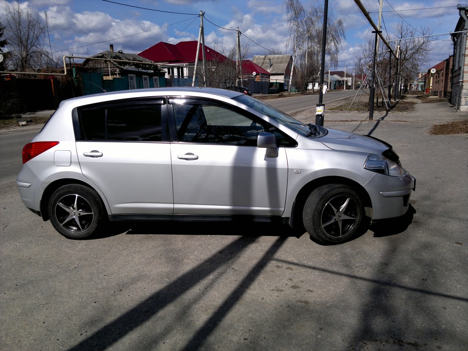 Фото в бортжурнале Nissan Tiida (1G)