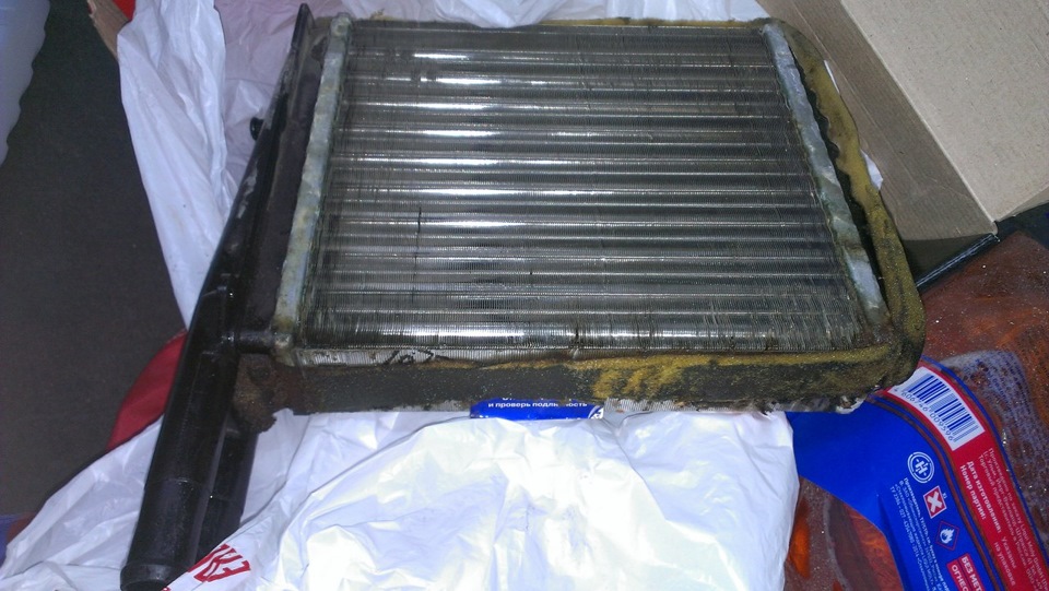 Замена печного радиатора))) — Lada Приора седан, 1,6 л, 2007 года ...